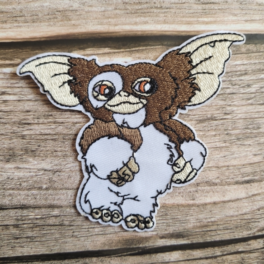 Gremlins Gizmo 80's Vintage Horror Embroidered Iron on Patch.